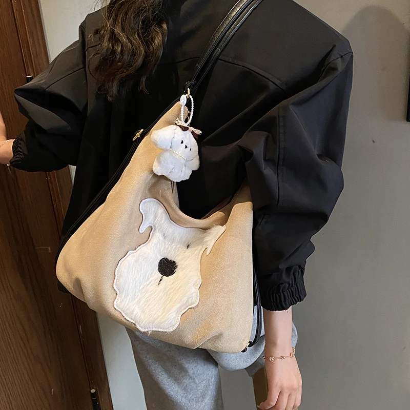 Herbst & Winter Damen Multifunktionale Umhängetasche Niedliche flauschige weiße Hundegesichtshandtasche Täglicher Gebrauch Seitentasche für Damen Rucksack