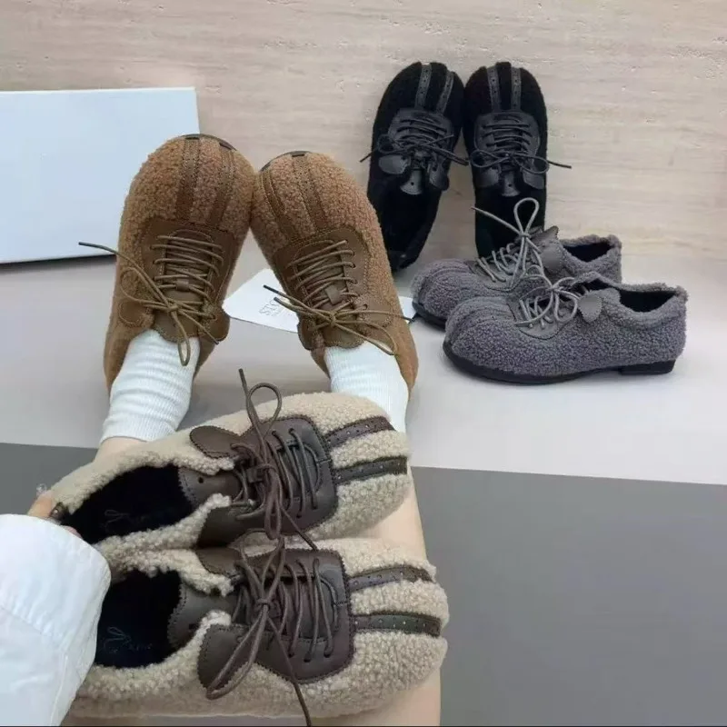 

Design Brand Black White Mixed Color Small Shoes Women Round Head Flats Wool Fur Lace Up Casual Sneakers Shoes Females