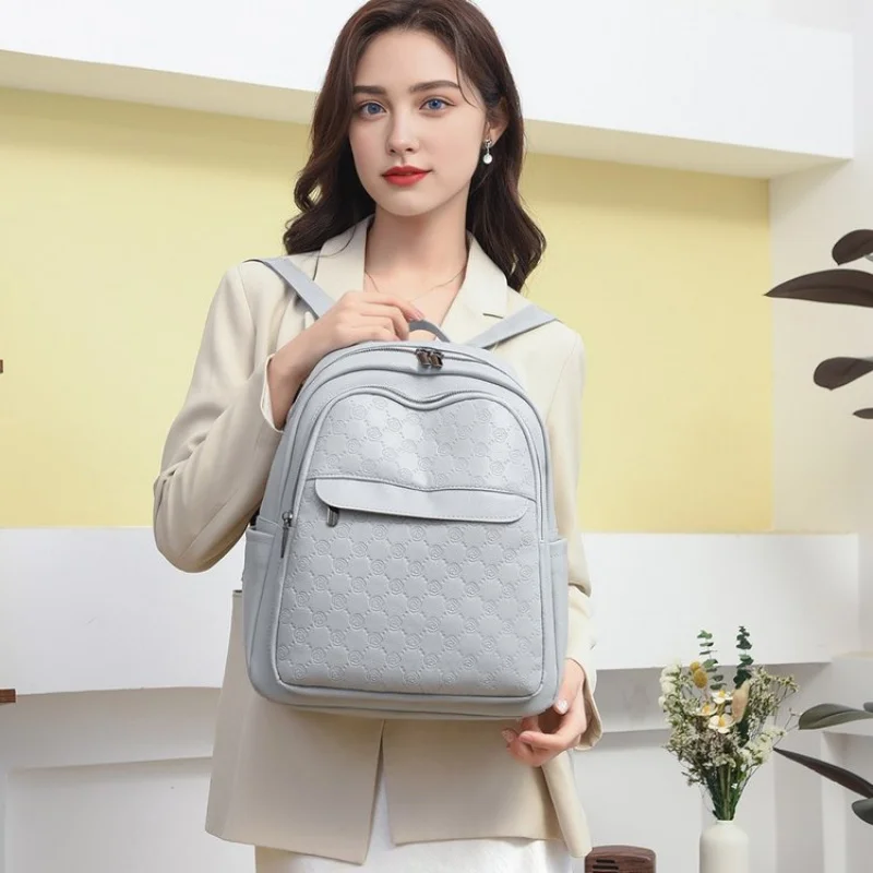 

Elegant Minimalist Vintage Crossbody Handbag With Trendy Design For Casual Women's Leisure Activities
