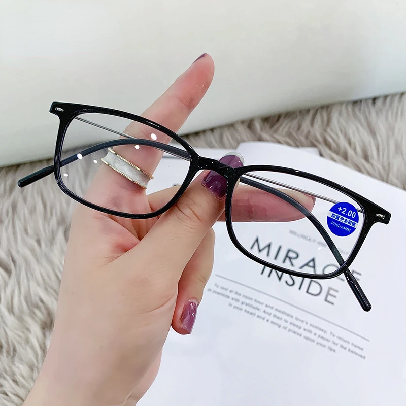 Men Reading Glasses Ultralight Full Frame Hyperopia Eye Glasses Women Fashion HD Anti Blue Light Farsighted Eyewear +100 To +400