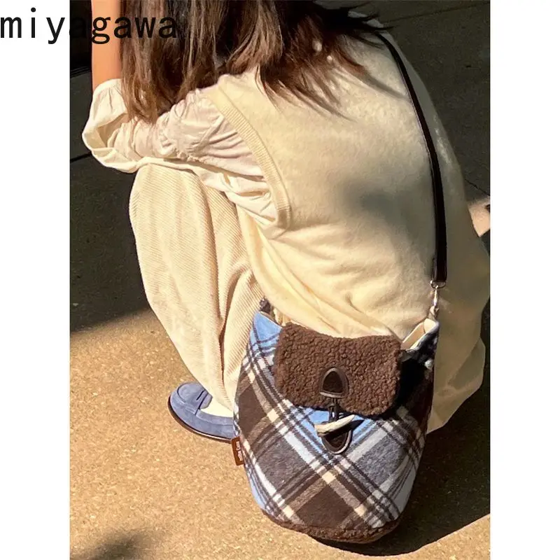 Miyagawa Autumn Winter New Plaid Patchwork Lamb Wool Retro Cowhorn Button Versatile Casual Cross Bag New Girls Shoulder Bags