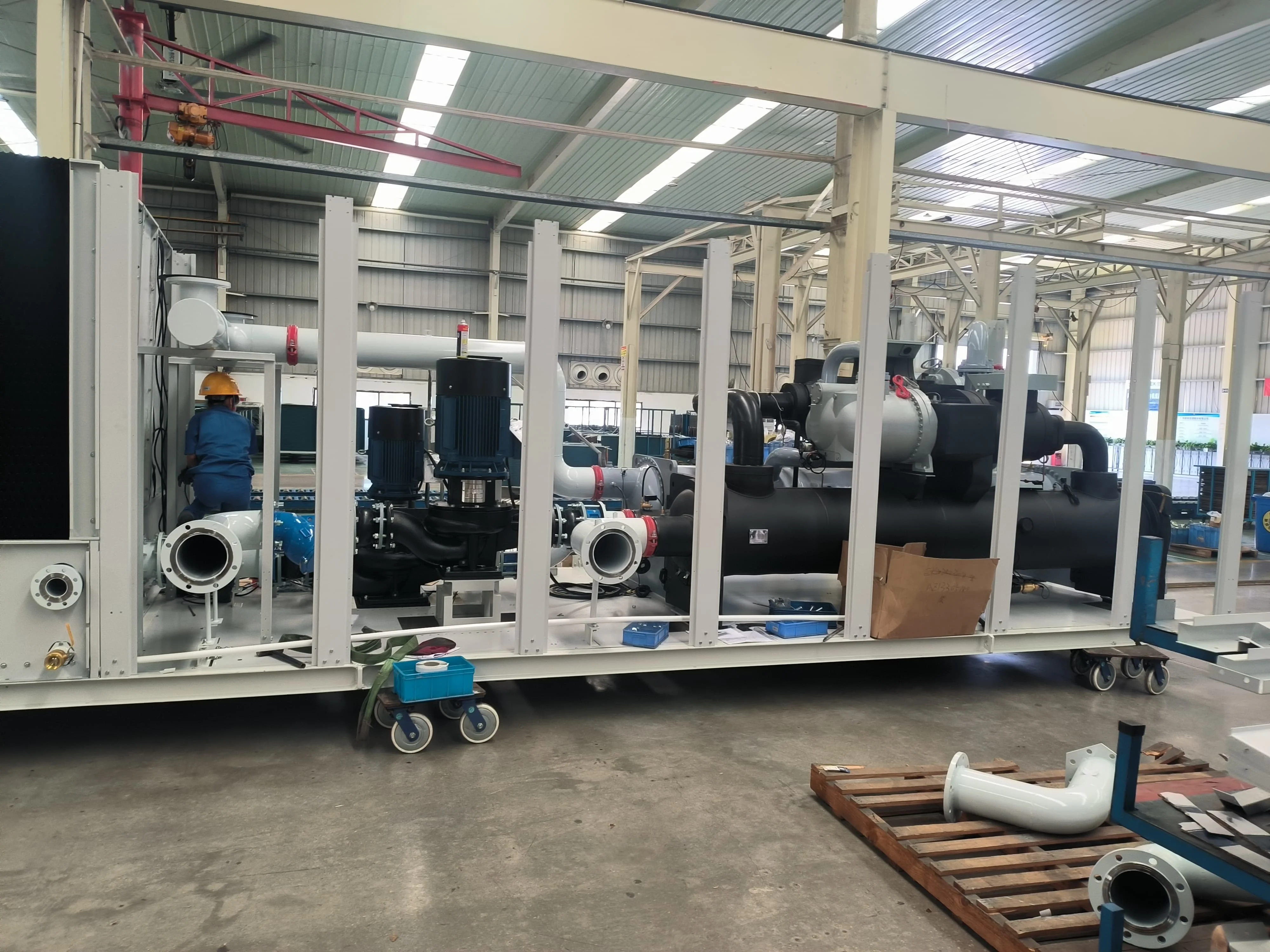 Custom integrated cooling equipment for commercial buildings Modular design Intelligent control 24/7 support