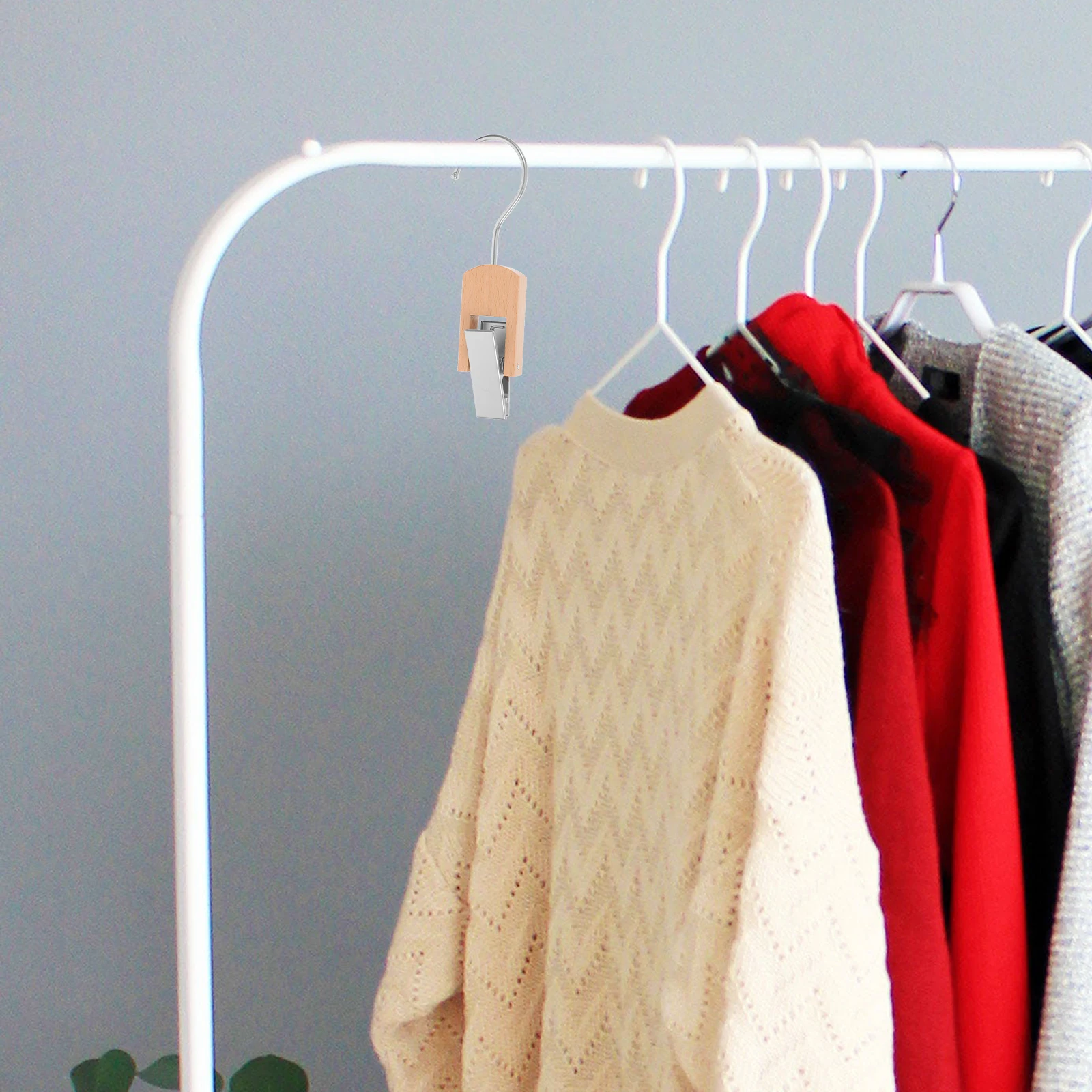 

Creative Multi-Purpose Clips Hanger Wooden Boot Hat Scarf Hook Clip Laundry Household Clothes Clamp Closet Home Supplies