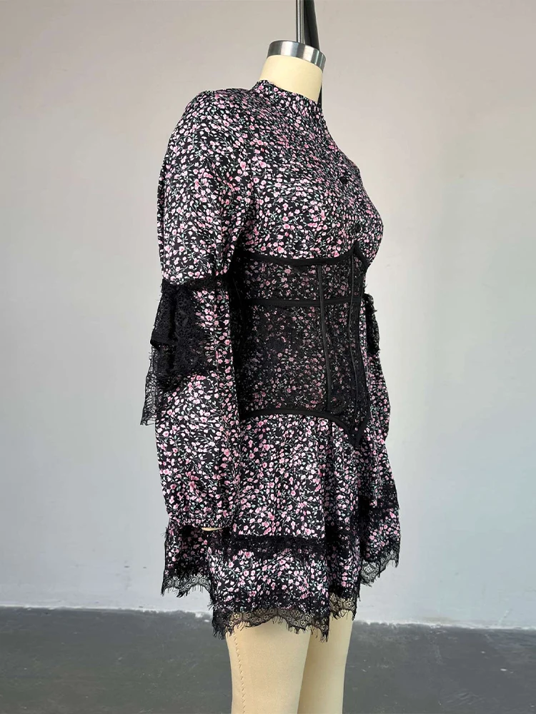 Damen-Minikleider mit Aufdruck, Taillenschnürung, Laternenärmeln, Kurzkleid mit O-Ausschnitt, Spitzen-Patchwork, Schlanker Schnitt, Partykleidung, Neu – Detail 4