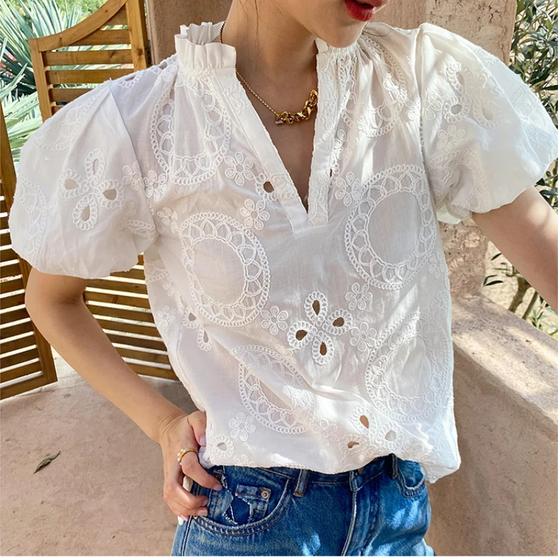 Embroidered Bohemian Women\'s V-neck French Pairs Shirt 2024 Spring/Summer Vacation Hollow Out Ruffled Blouse Women Clothes