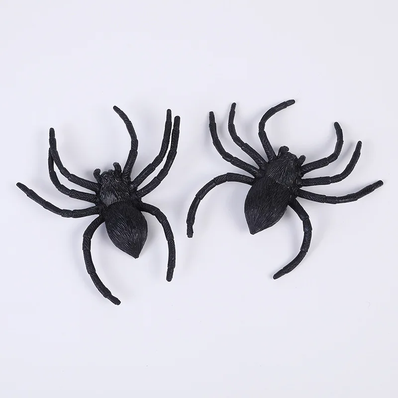 

1 шт., поддельные пауки на Хэллоуин, черные пластиковые пауки, кукольные реалистичные большие пауки, дом, украшение, имитация хитрыго декора