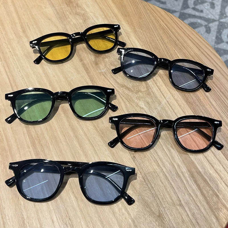 نظارات شمسية نسائية جديدة بإطار بيضاوي أوروبية وأمريكية مربعة صغيرة بإطار بسيط نظارات عصرية بظلال UV400