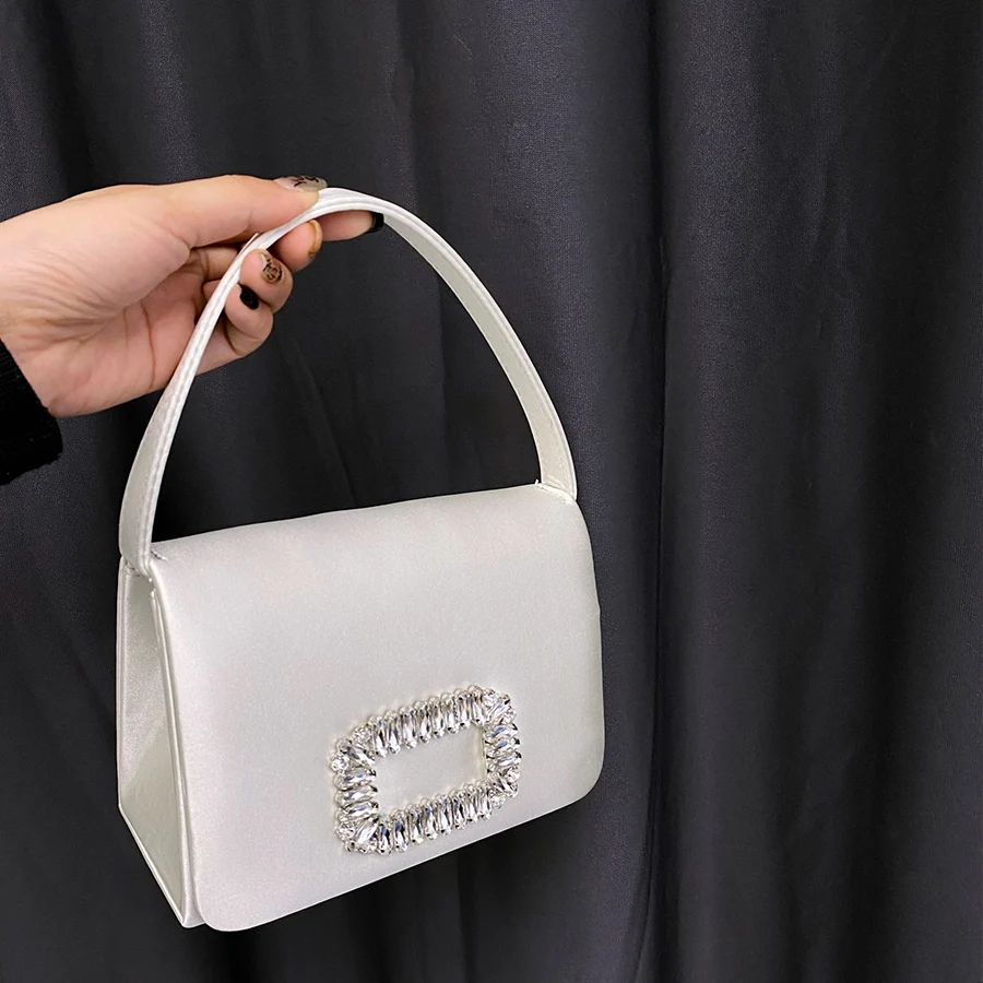 Luxury Diamond Square Button Women\'s Evening Bag Party Clutch Purses Satin Rhinestone Small Square Bag Chains Shoulder Bag Bolsa