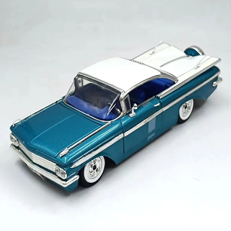 Diecast Original 1:24 Scale 1959 Impala Simulation Alloy Car Model Classic Collection Decoration Toy Gift Souvenir Display