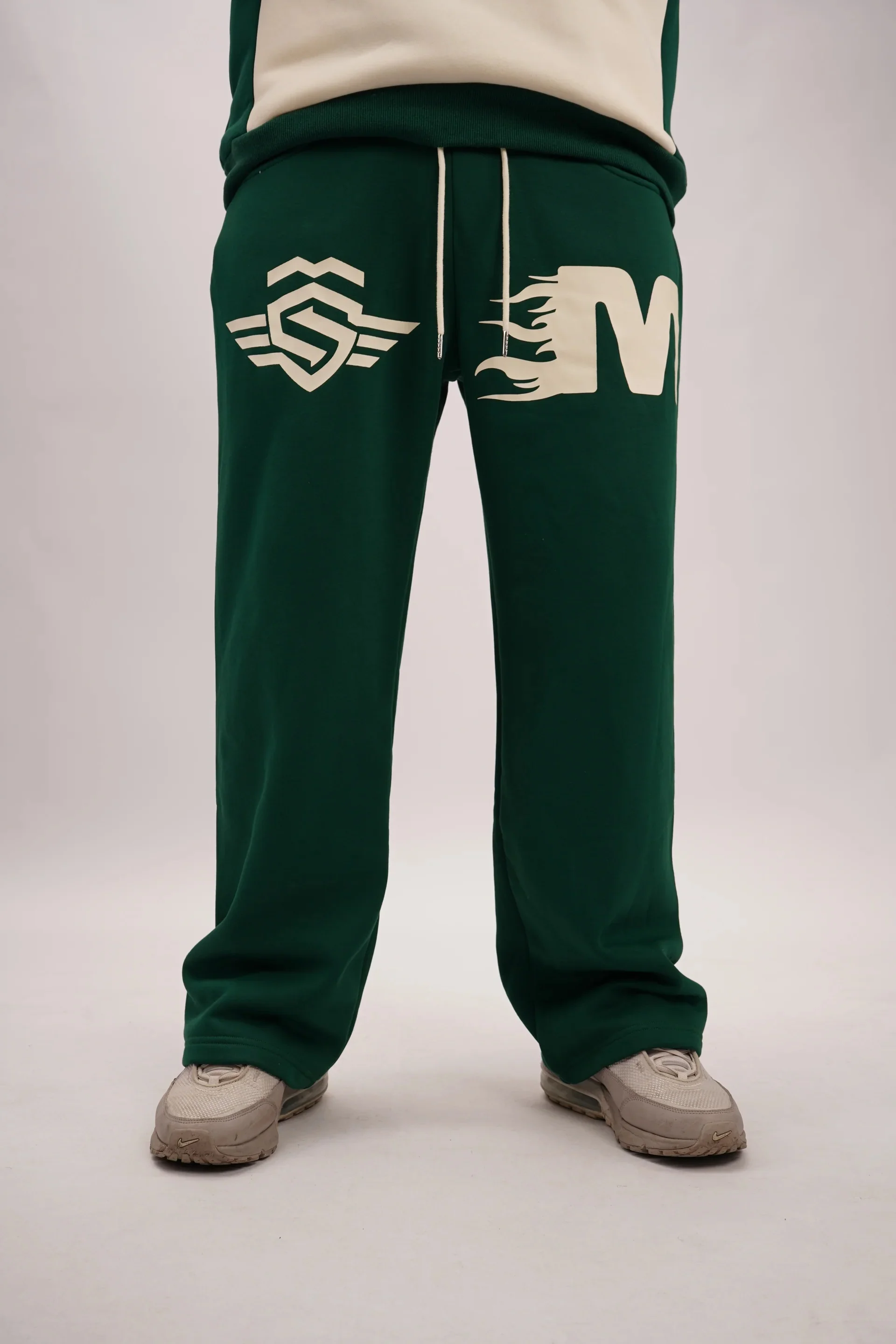 2026 New Model Men Gothic Vertical Graphic Wide Leg Sweatpants Drawstring Loose Straight Baggy Y2K Dark Punk Streetwear Pants.