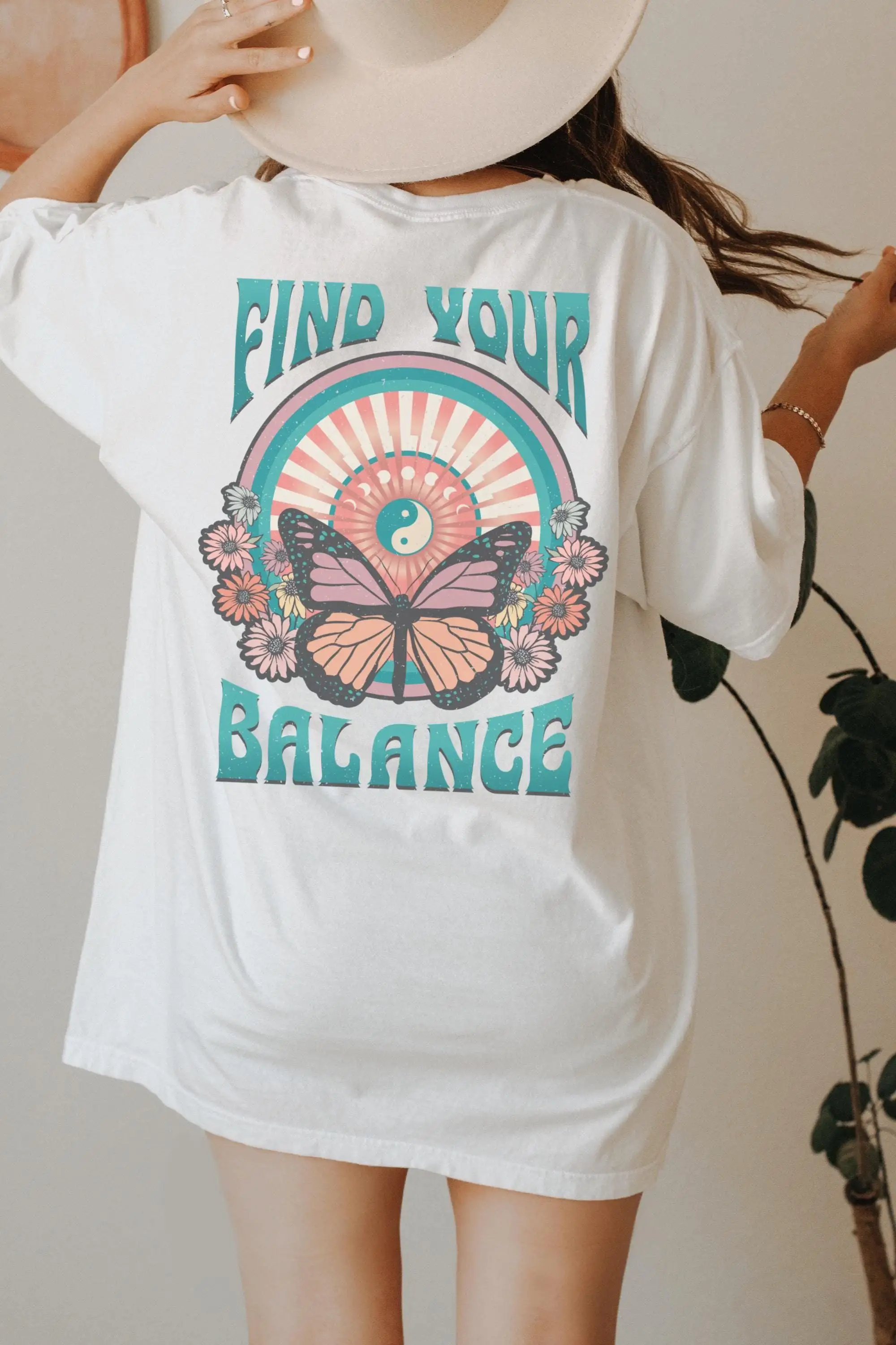 

Женская летняя футболка больших размеров с винтажным принтом «Find Your Balance», хлопковая, дышащая, стильная, универсальная, в уличном стиле, оверсайз