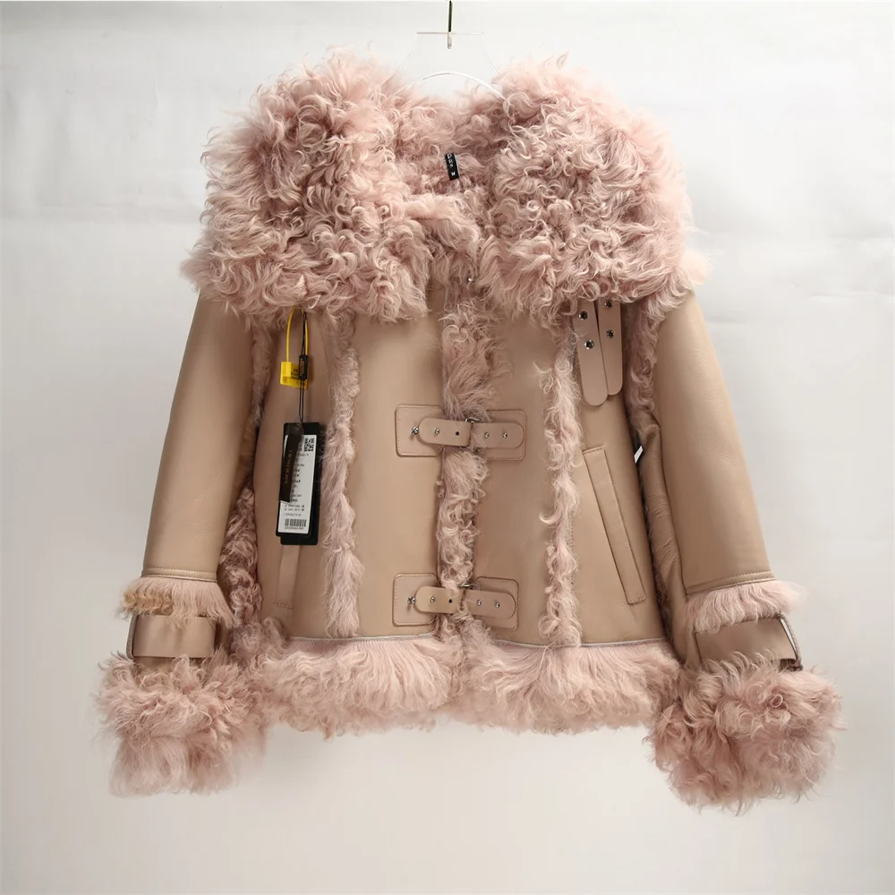 

2023 New LUHAYESA Tuscany Lamb Shearling Fur Coat Girl Pink Short Warm Winter Fur Jackets Women Fashoin Shearling Fur Clothes