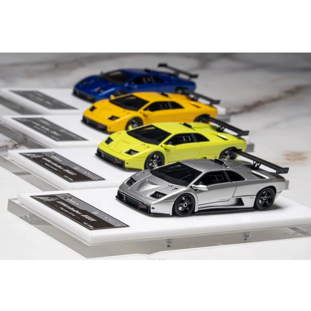 

Fuelme 1:64 Diablo GTR Resin Model Car