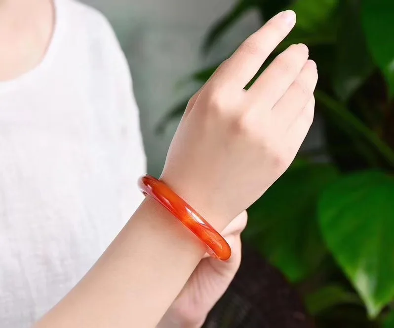 Brazilian Red Agate Chalcedony for Women's Birthday Fashion Exquisite Jade Bracelet.