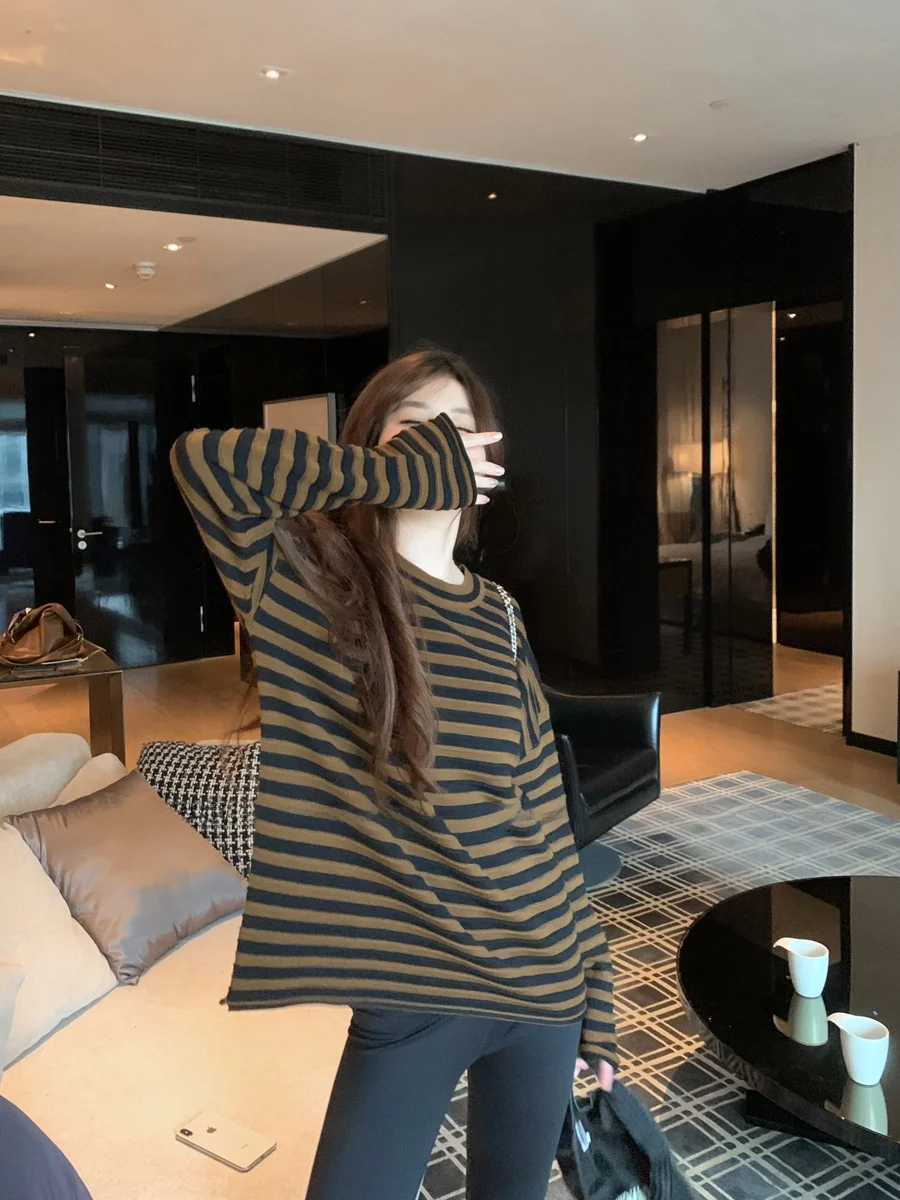 

Шерстяной круглый трикотаж в полоску большого размера, женский весенне-осенний новый маленький дизайн Ence, с 3D-вышивкой Base irt