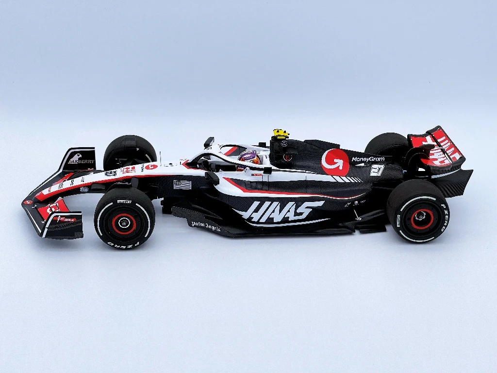 Minichamps 1:18 F1 Haas VF23 Nico Hulkenberg 2023 Simulation Limited Edition Resin Metal Static Car Model Toy Gift