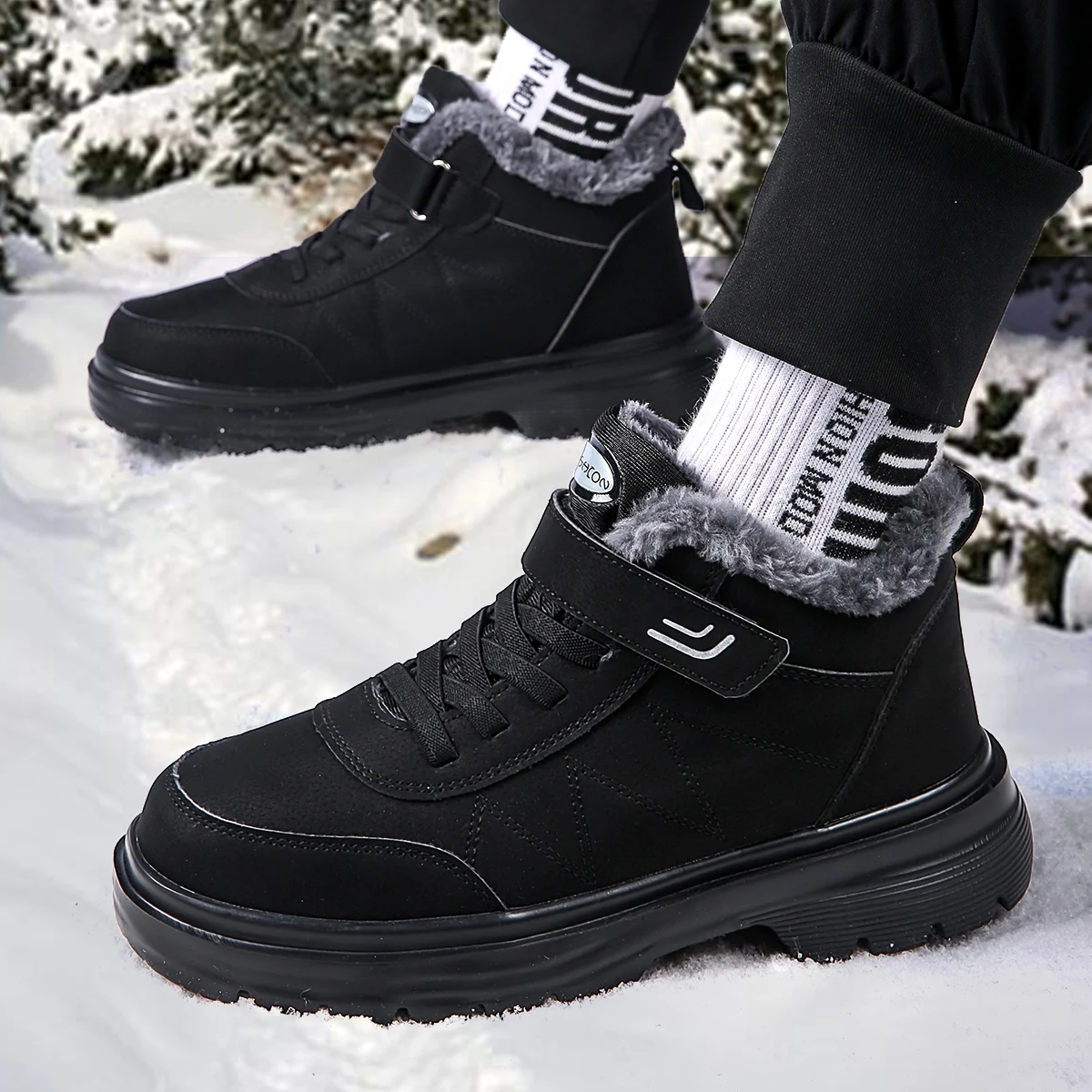 

Unisex Outdoor Casual Sports Climbing Hiking Shoes Fleece Lined Warm Anti-Slip Wear-Resistant High-Top Boots Cold-Resistant
