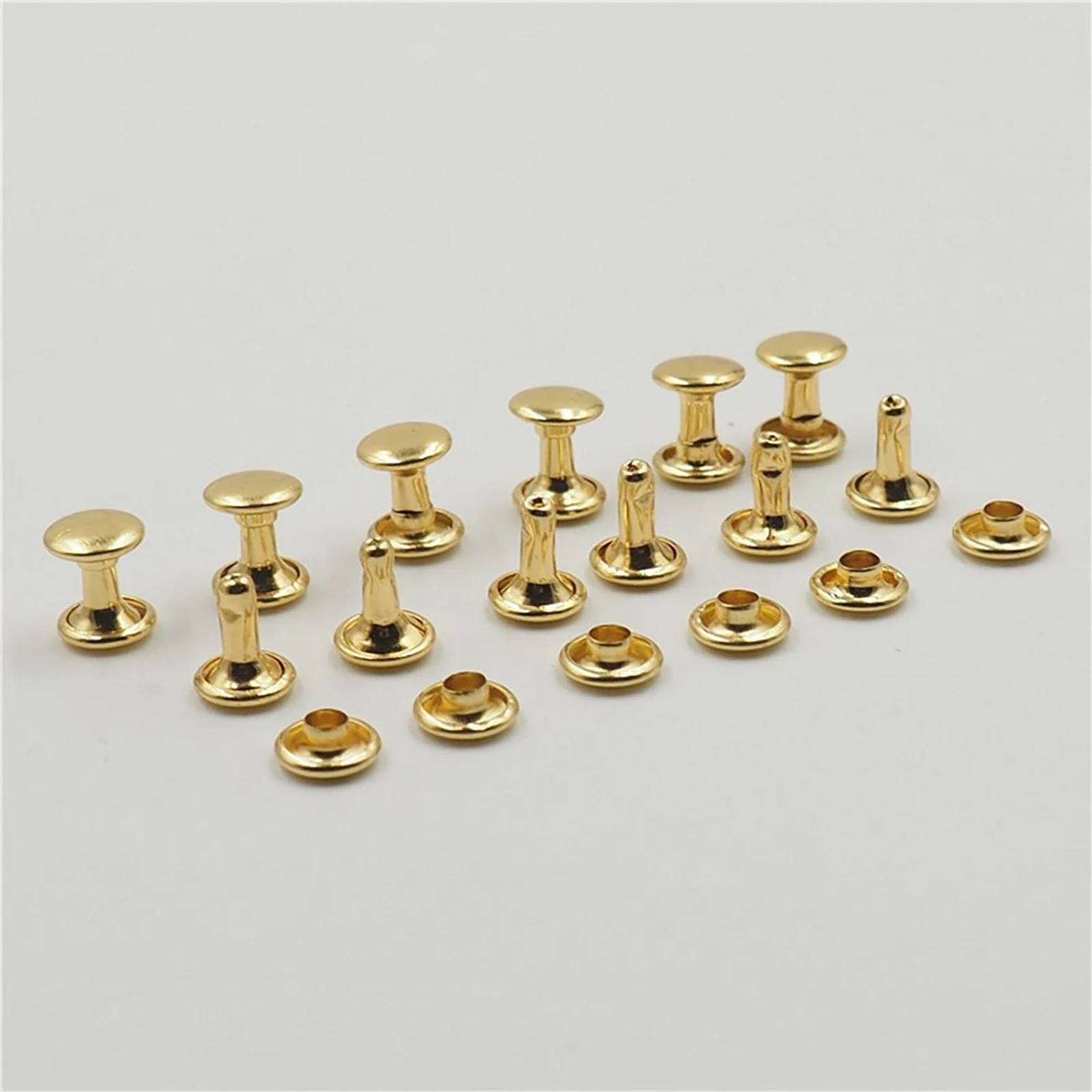 50PCS Solid Brass Copper Chicago Screw Nail Post Binding Round Head Stud Rivet for Leather Craft Wallet Bag Belt Strap Web Book