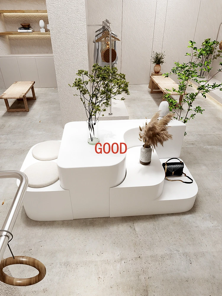 Loja de roupas decoração macia nakajima expositor mesa janela decoração adereços sapatos sacos cabine mesa água