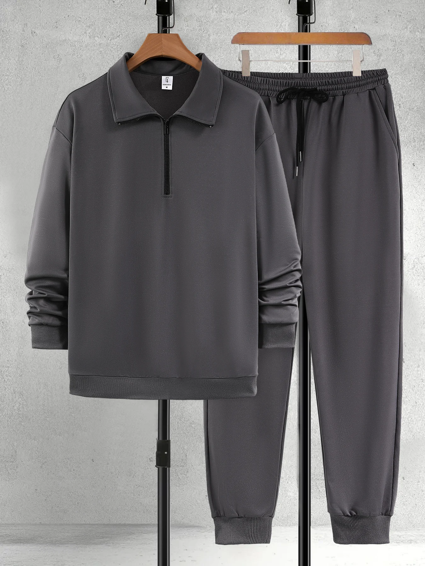 Men's Casual Two-Piece Set Hoodie Jacket with Half Zip Collar And Trousers with Cuffed Ankles Streetwear Comfortable Fashion