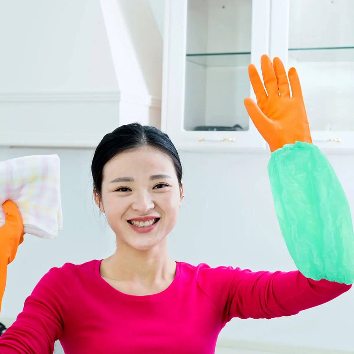 

100 Pcs Waterproof Sleeve Cleaning Oversleeve Arm Protector Kitchen Disposable Women