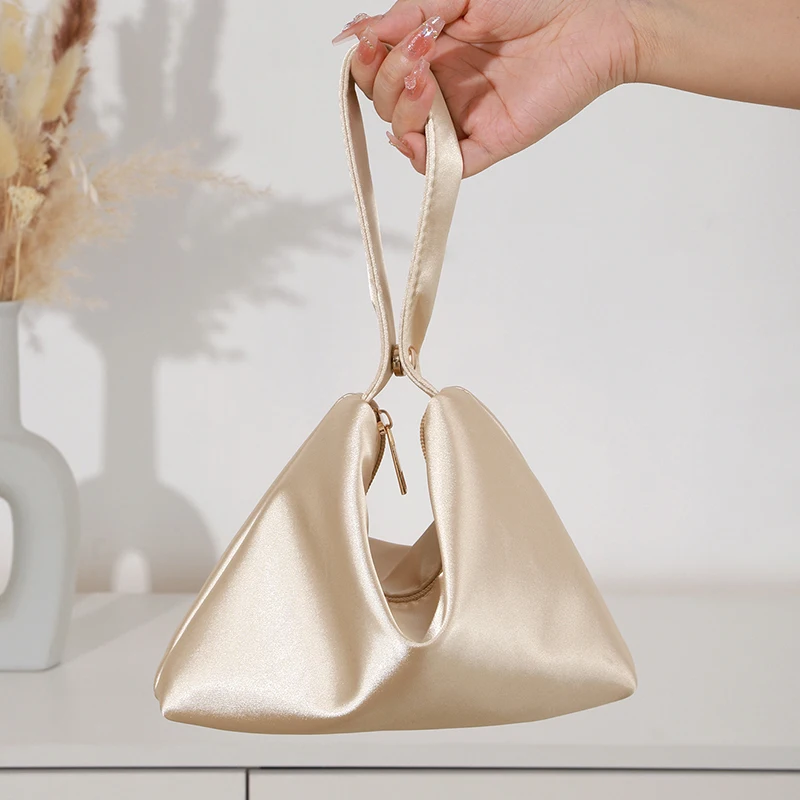 Hobo Crescent Satin Rivet Bead Abendclutch, vielseitige Damenhandtasche, elegante, glänzende Textur, Party, Hochzeit, Abschlussball, schicke Handtasche – Detail 3