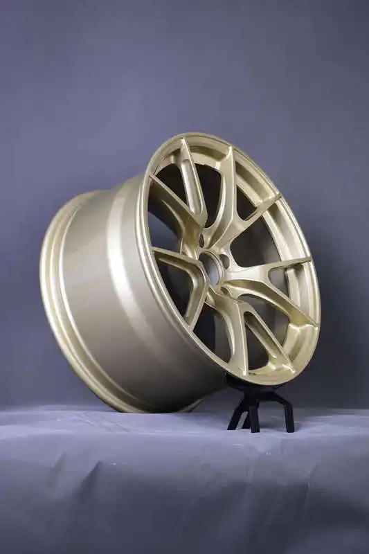 18-24 Inch Gold Ultra Light One Piece Forged VS-5RS Style Racing Wheel Rims Universal Passenger Car Aftermarket Wheels view 4