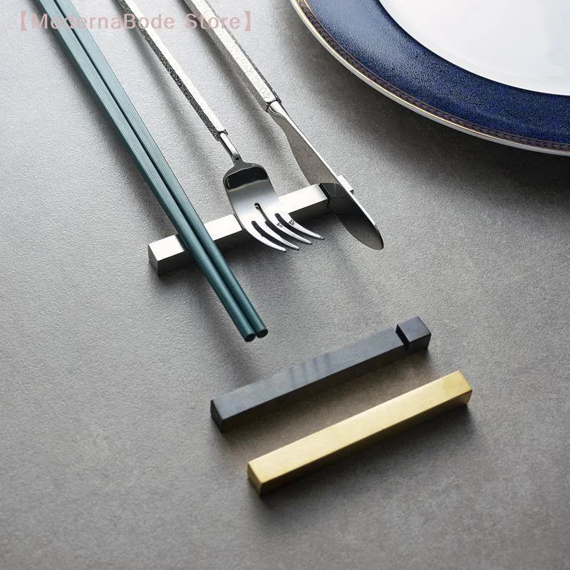 【M】Elegant Stainless Steel Metal Chopsticks Holder Stand Spoon Bracket Positioning Chopsticks Rest Square Bar