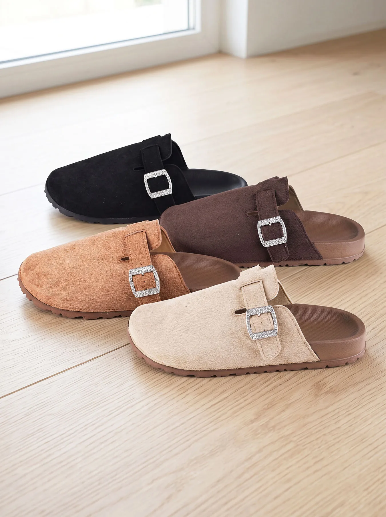 All Seasons Women Casual Slip On Mules Solid Color Round Toe Comfort Fabric Upper Outdoor Walking Shoes