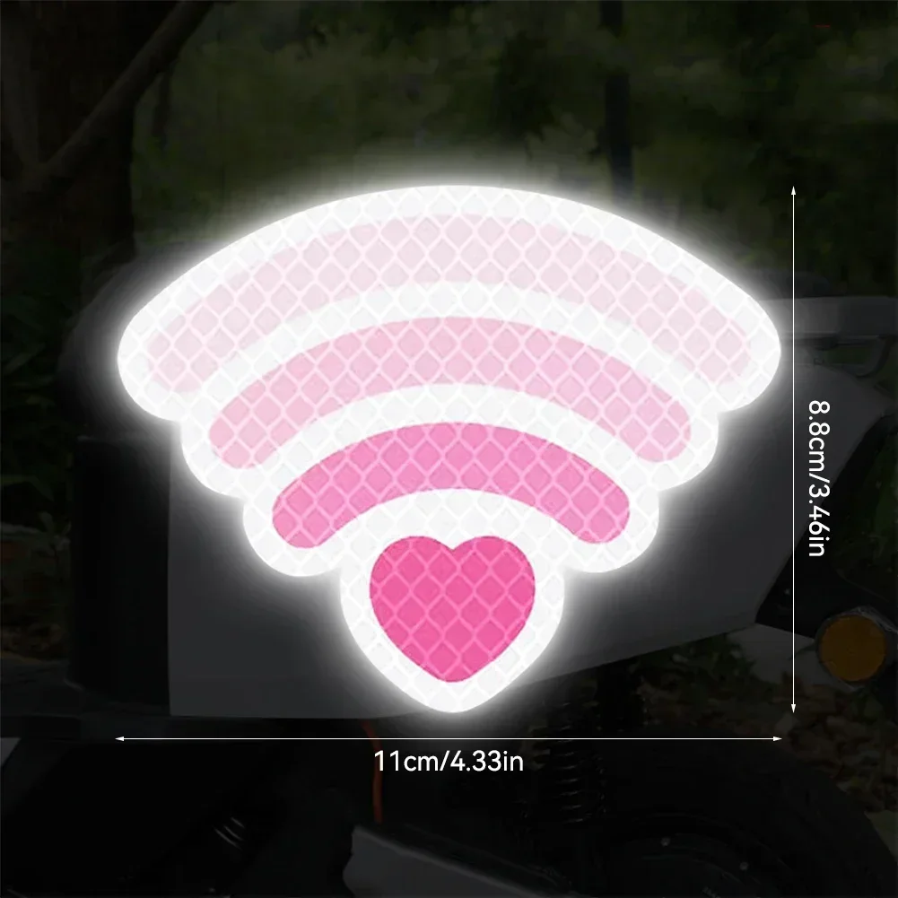 Motorcycle Helmet Decal Signal Heart Waterproof Night Warning Sign Reflective Sticker Decoration Motorcycle Exterior Accessories