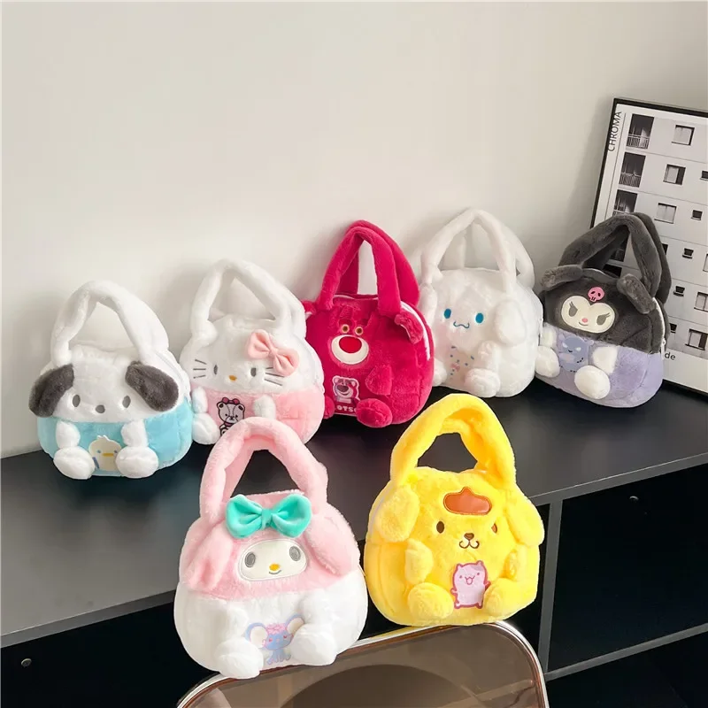 Borsa in peluche Sanrio Kuromi Cute Me Melody Zaino Borsa a tracolla Kawaii Cinnamoroll Borsa per trucco Borsa in peluche Ragazza Cuore Regalo