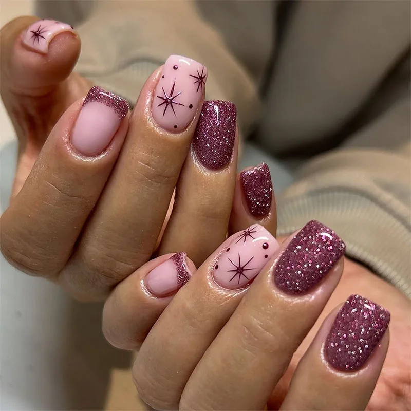 

24Pcs Short Square Head False Nails Purple Shiny Powder French Press on Fake Nails Starburst Polka Dot Detachable Manicure Tips