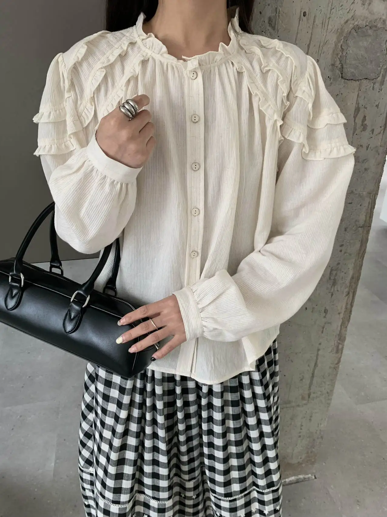 

Ele Lace Design Loose Fit Versatile Faionable irt Skin-Friendly Breathable Pure Color Commute Sle Button Sve