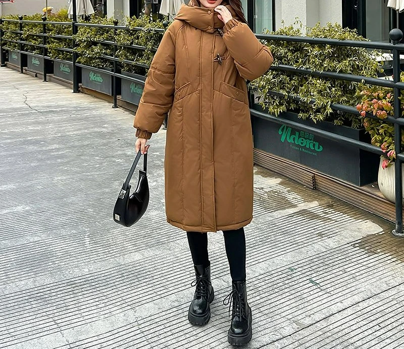 2025 Nuova giacca invernale lunga in cotone da donna, vestibilità ampia e addensata, moda calda e alla moda