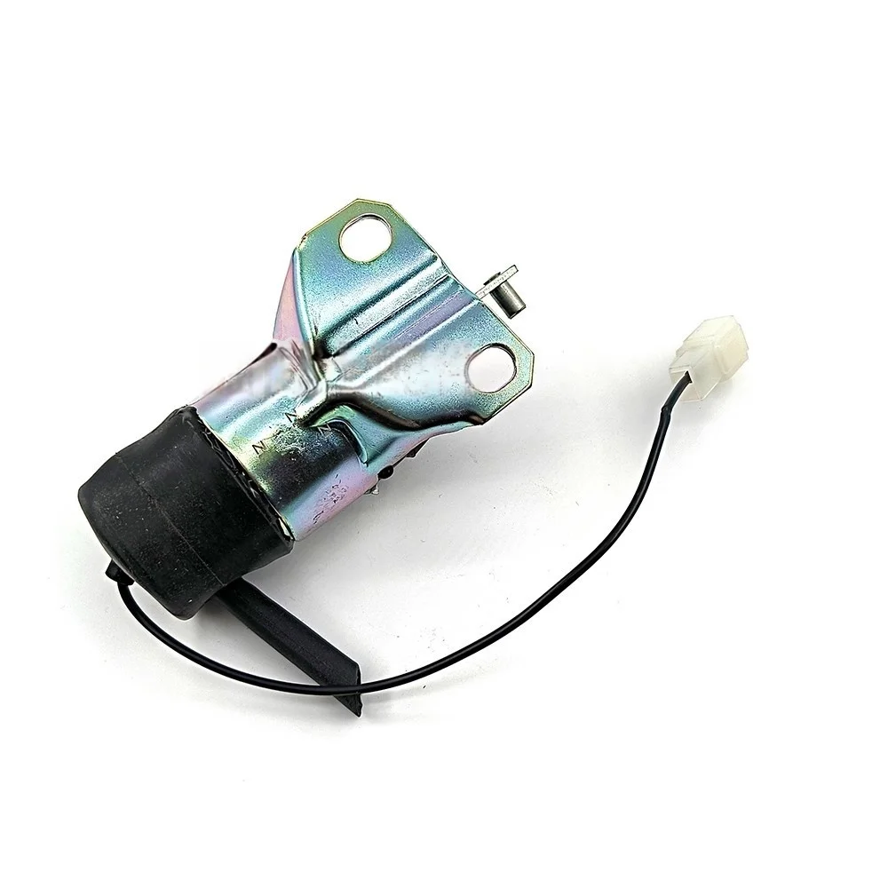 محرك حفارة كوبوتا 15471-60010 صمام الملف اللولبي Flameout صمام قطع الزيت 12 فولت لمعدات البناء