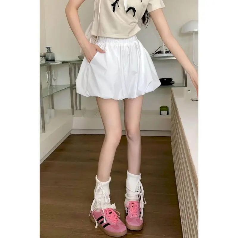 Pantaloncini da donna eleganti boccioli di fiori larghi a trapezio pantaloncini soffici a gamba larga pantaloni lanterna in vita elastica abbigliamento donna stile coreano