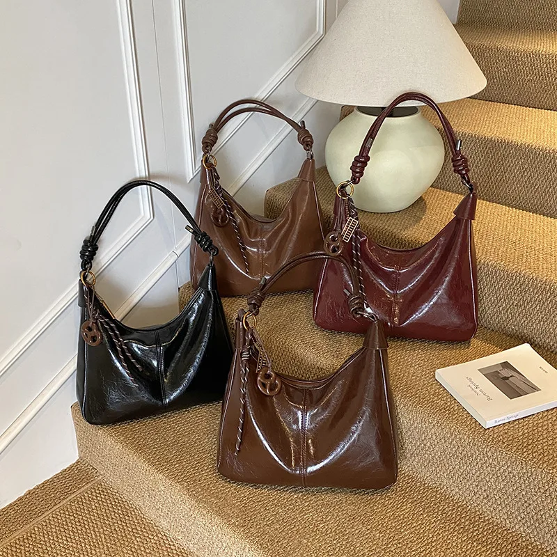 

​2025 A/W Vintage Large Capacity Shoulder Bag for Women, Genuine Leather Multi-way Crossbody Tote Purse, Retro Chic Work Bag