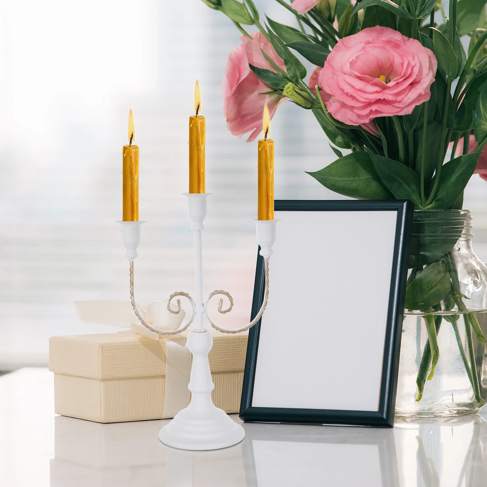 

Multi-Head Iron Candelabrum Vintage Holder For Home Tabletop Decoration European Style Decorative Candlestick