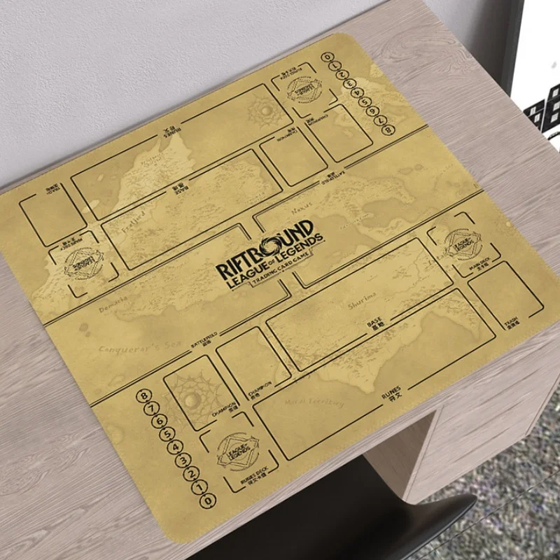 新しいリフトバウンドマップバトルカードプレイマットアニメーション漫画ゲーム周辺機器ダブルラバーカードバトルプレートシンプルミッドテーブルマット
