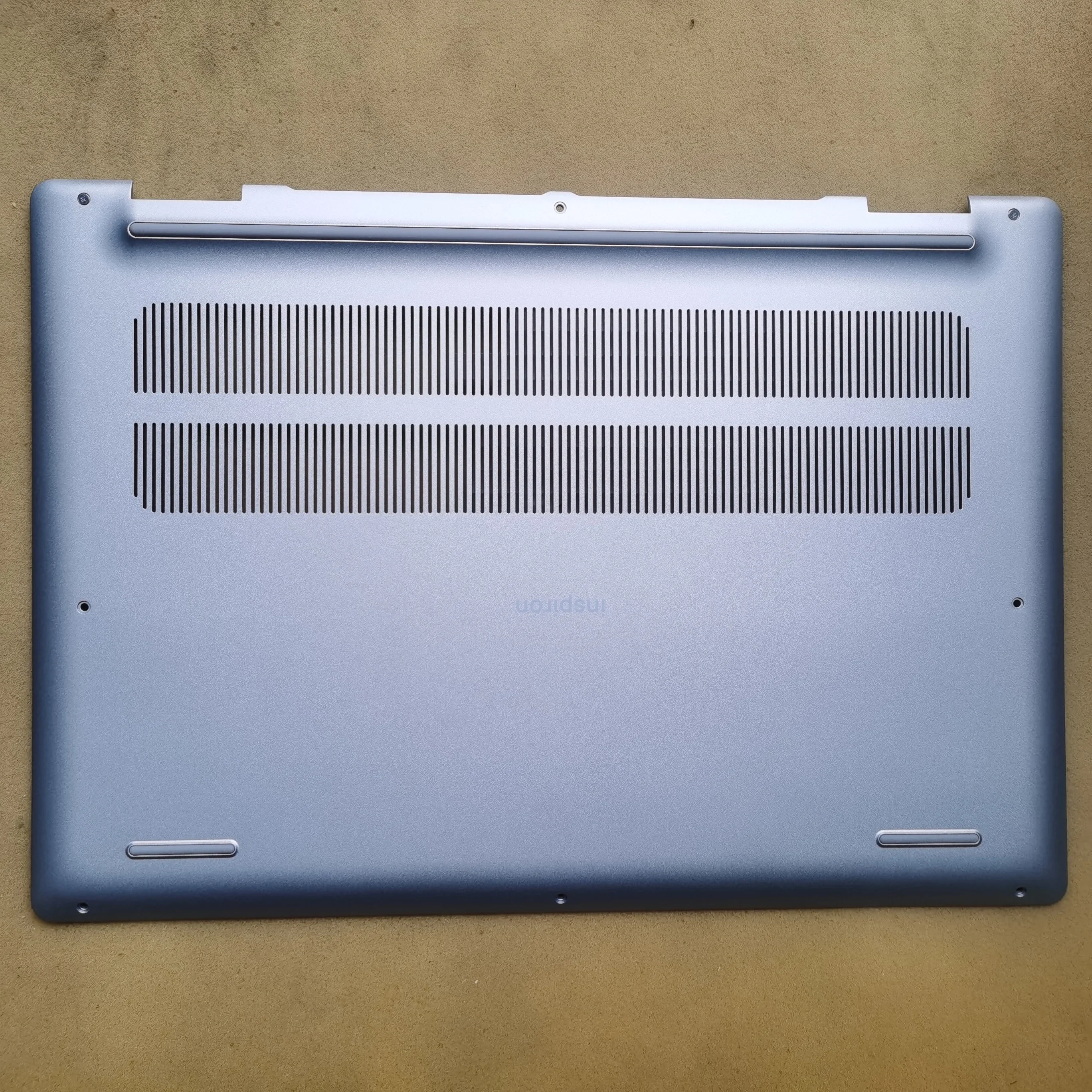 

Новая нижняя крышка ноутбука Dell Inspiron 7640 7640-R1808L 0DGF8H