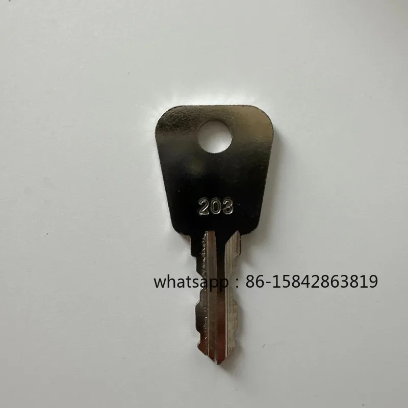 

New 3HAC052287 Mode Switching for ABB R-obot 203 KN203 Control Cabinet Key, Universal