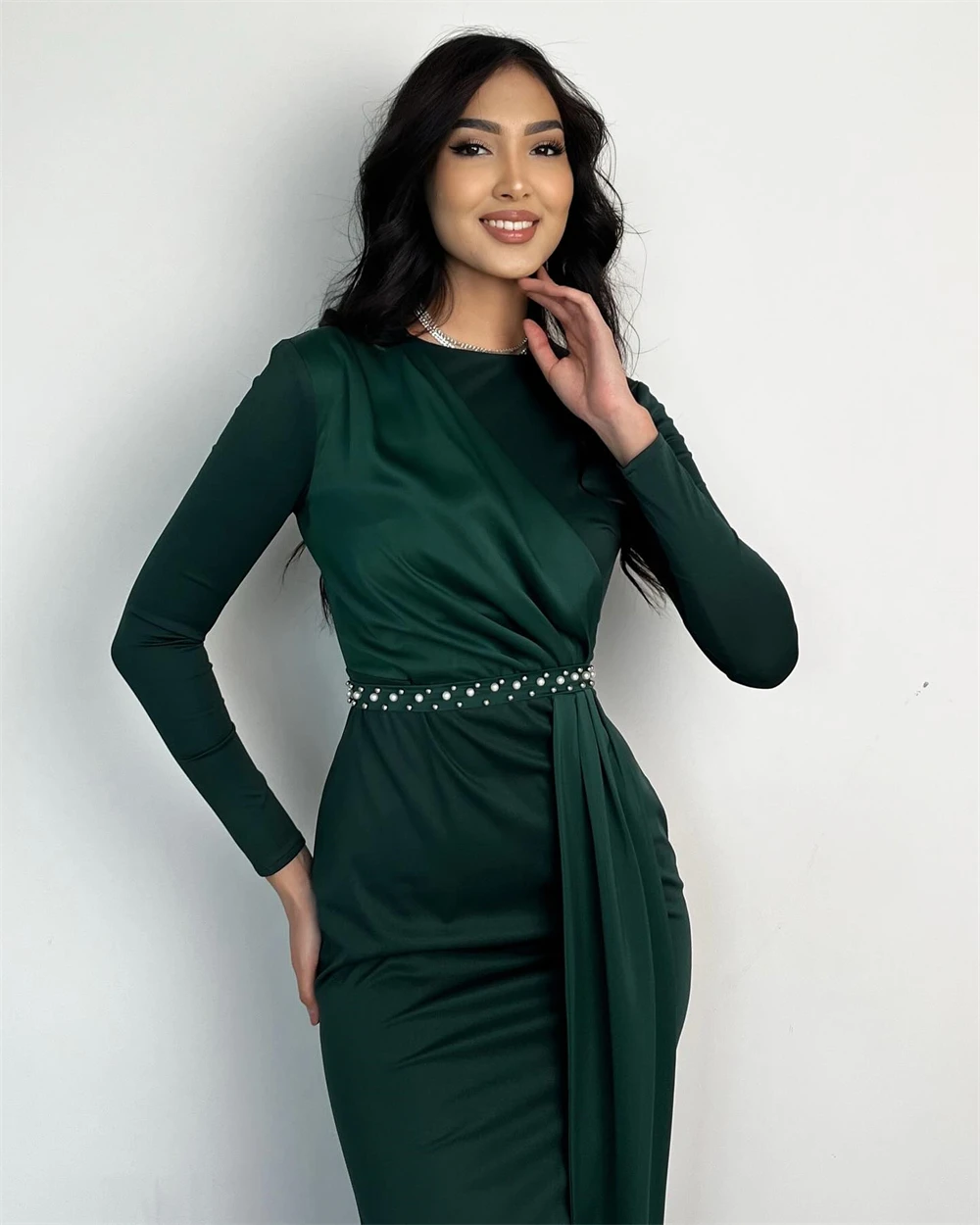 Vestido de noite personalizado, camisa verde requintada, gola redonda, mangas compridas, sereia, comprimento do tornozelo, cinto franzido, pérolas, vestidos de celebridades