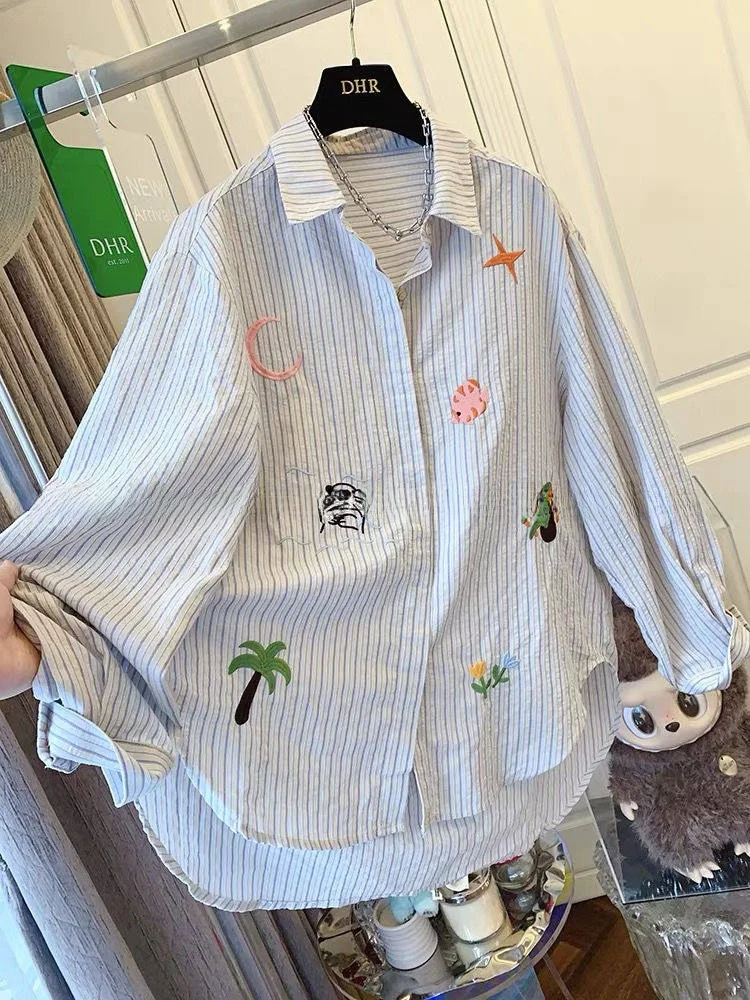 

High Quali Large Size 300 Pou Faionable Versatile Embroidered Striped Long Sve Casual irt for Men And Women