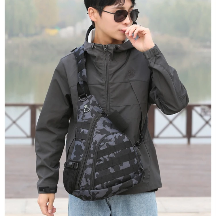 

Outdoor tactical hand-held chest bag, Oxford fabric, wear-resistant and waterproof, hiking camouflage crossbody bag for men