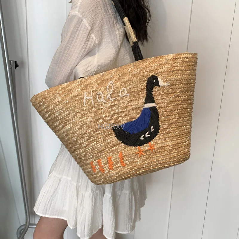 2024 Luxury Designer Beach Bag Handmade Straw Bag For Women Large Capacity Summer Shoulder Bag Raffia Handbag Travel Basket Tote