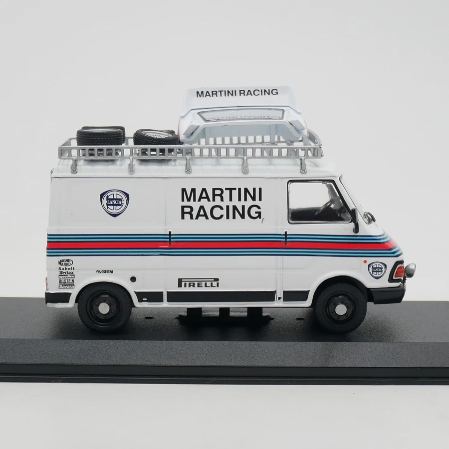 Diecast Ixo Maßstab 1:43 Fiat 242 Phase 2 1983 Fiat Van Martin Racing Team Logistikfahrzeug Legierung Automodell Sammlerspielzeug Geschenk