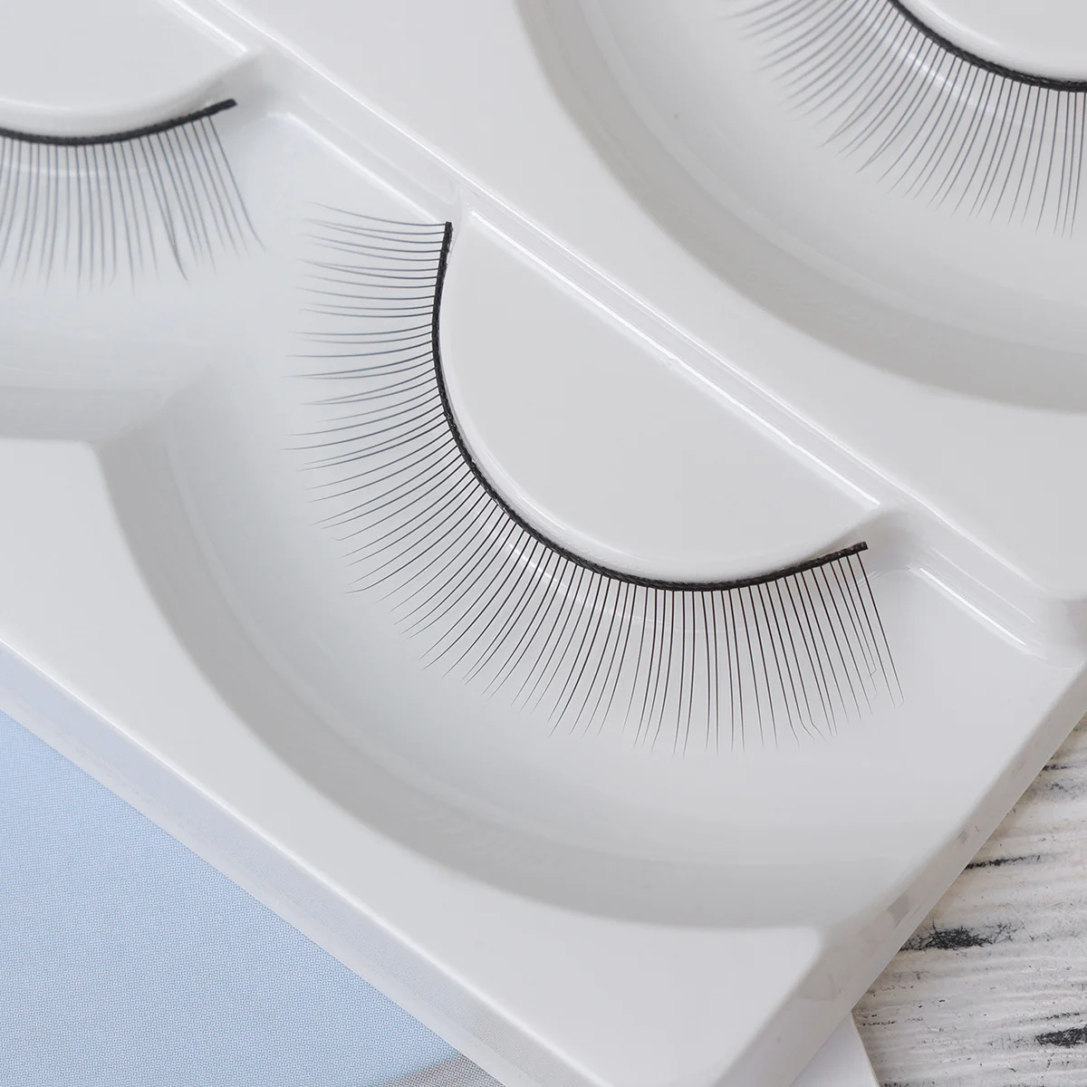 

5Pcs Eyelash Extension Practice Lashes Premium Fiber Natural Look Long Thick False Eyelashes for Women Fashion Eye Charm