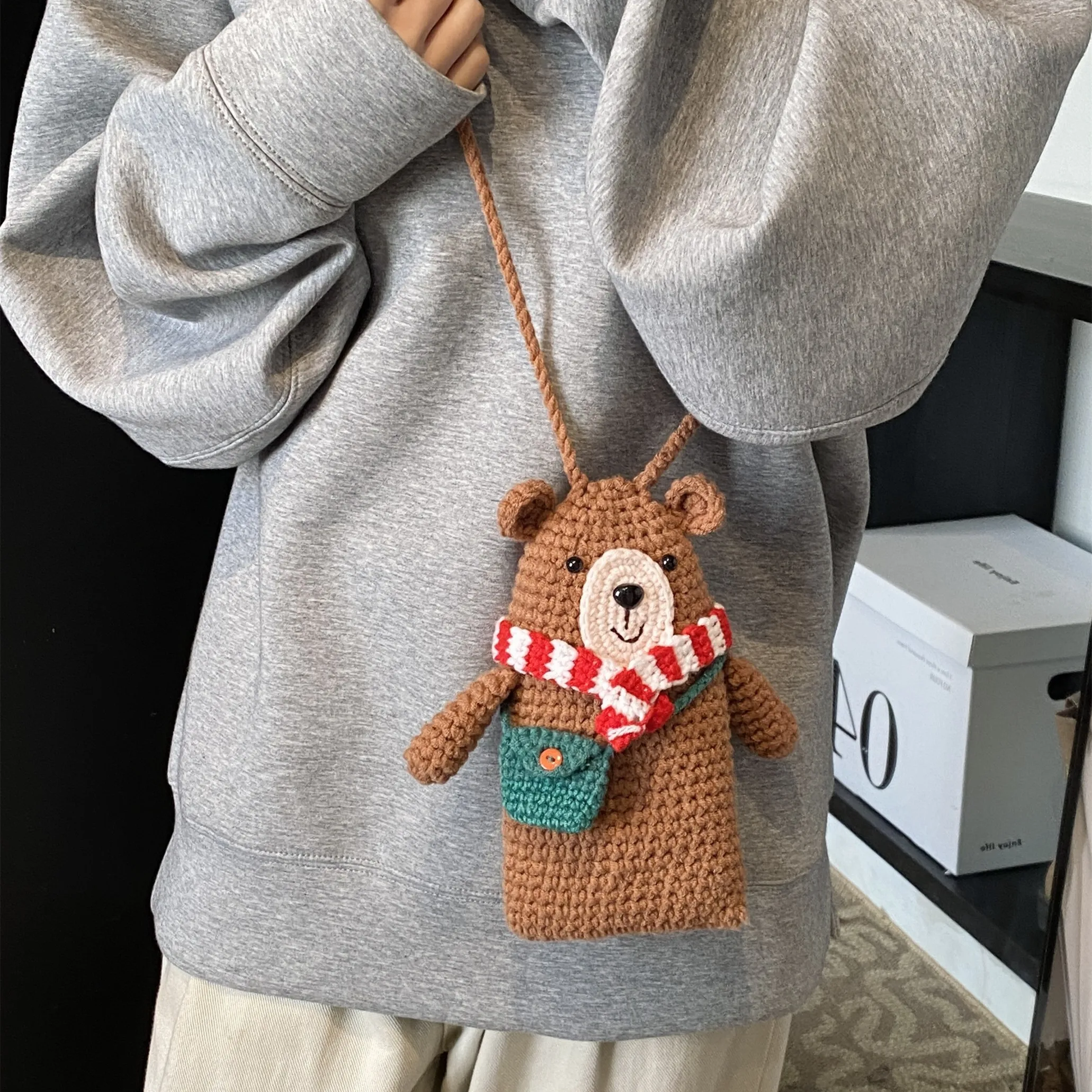 Handmade Christmas Bear Knitted Wool Crossbody Bag for Kids Finished Product Mobile Phone Bag Fashionable Autumn Winter New A...