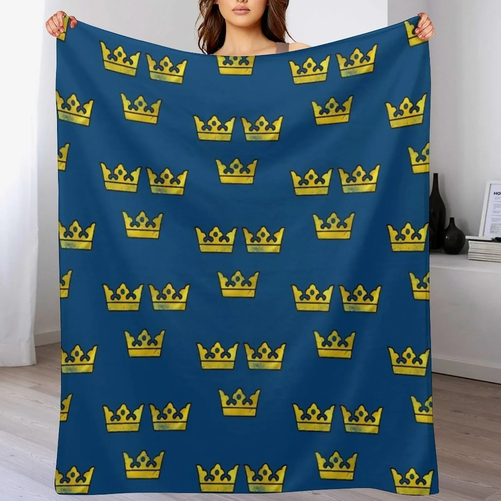 

3 Three Crowns Tre Kronor of Sweden Swedish Coat of Arms Distressed Throw Blanket Shaggy Luxury St Hairys decorative Blankets
