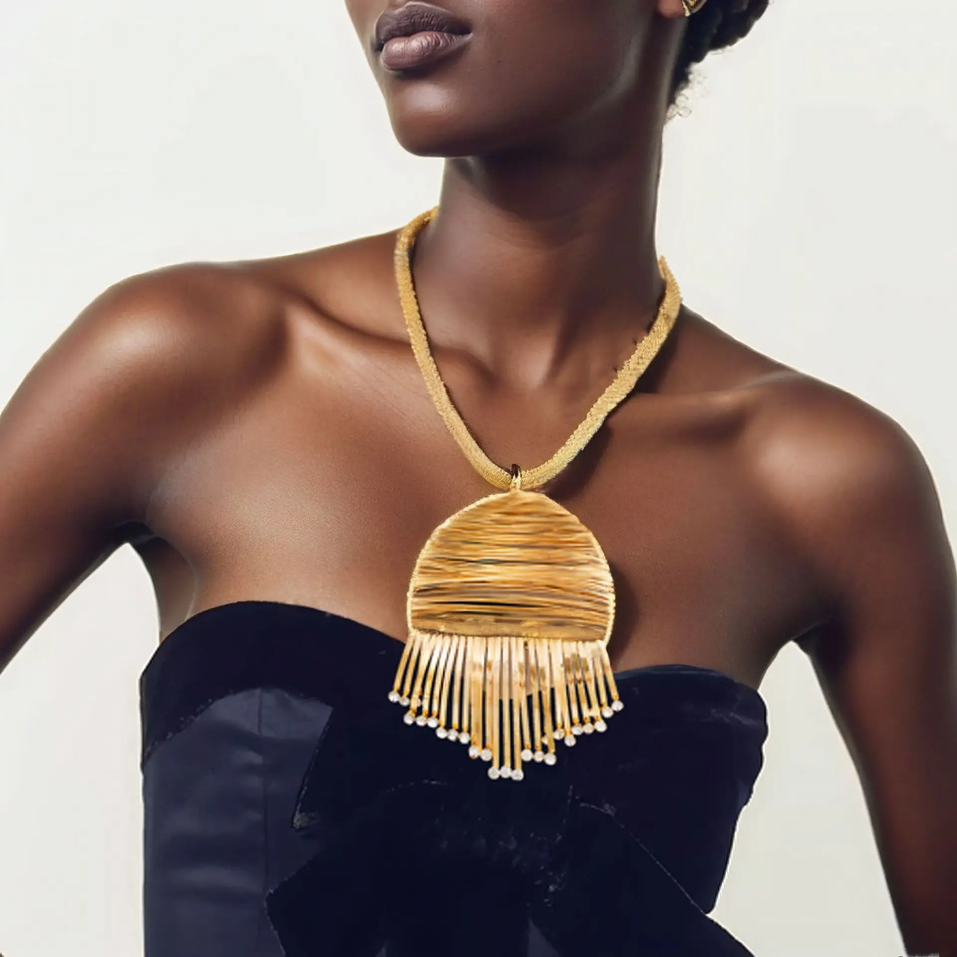 Exaggerated Tassel Zircon Pendant Necklace Jewelry Set Woman 18k Gold-plated Wedding Party Bridal Jewelry Necklace Earrings